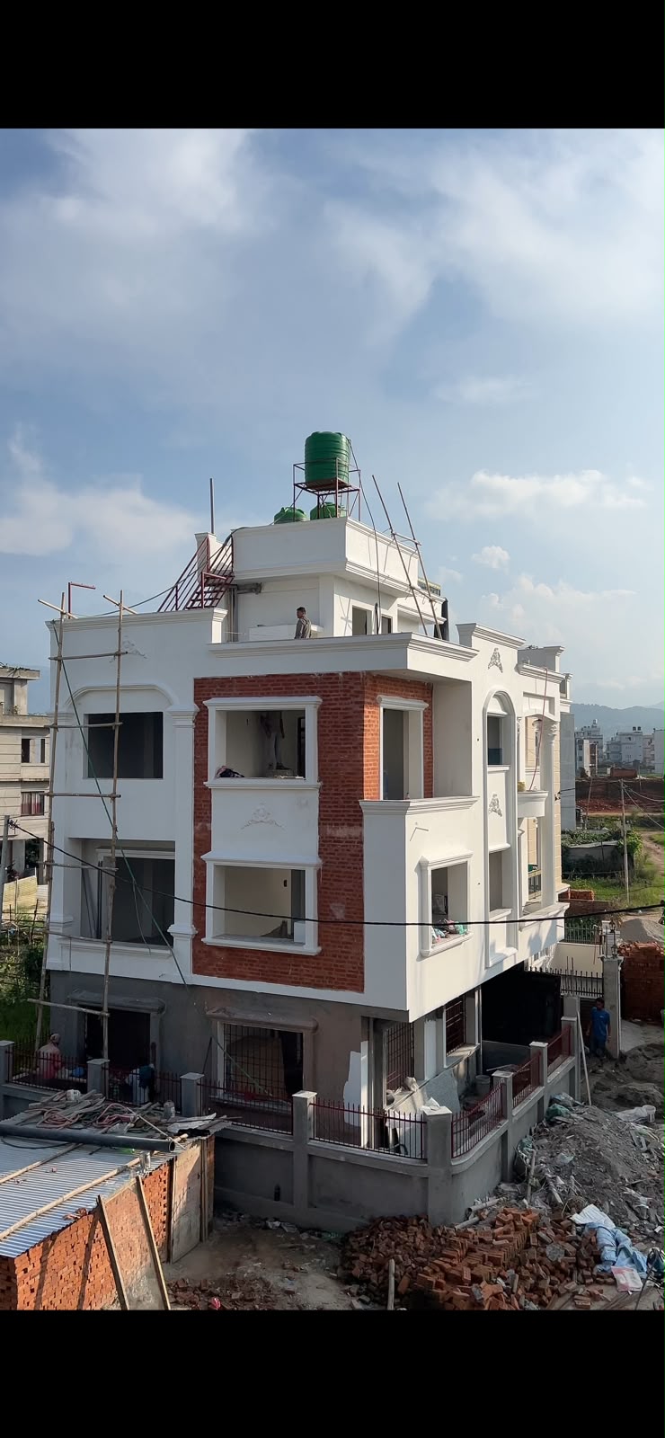 Modern 3-Storey Family House